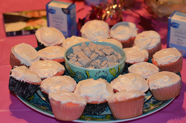 Pink Cupcakes Platter