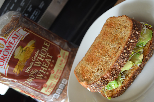 Avocado and Alfalfa Sprouts Sandwich