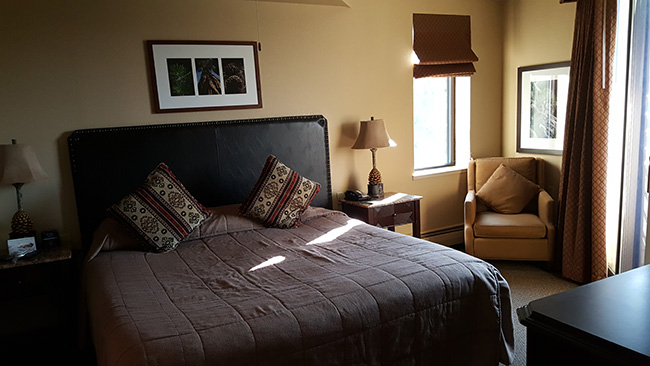 cascade-bedroom-the-ridge-tahoe