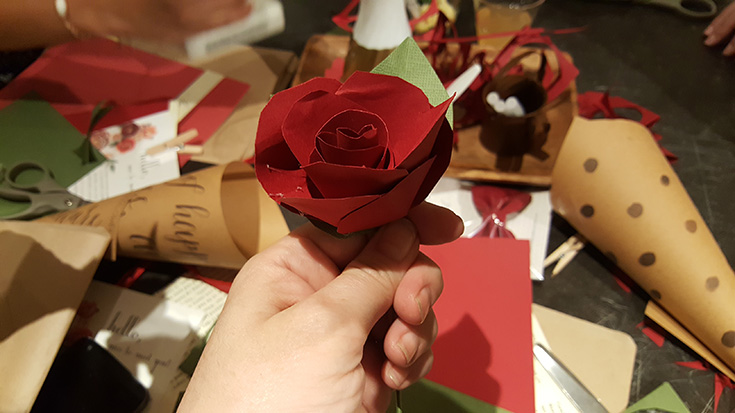 Making Red Paper Roses