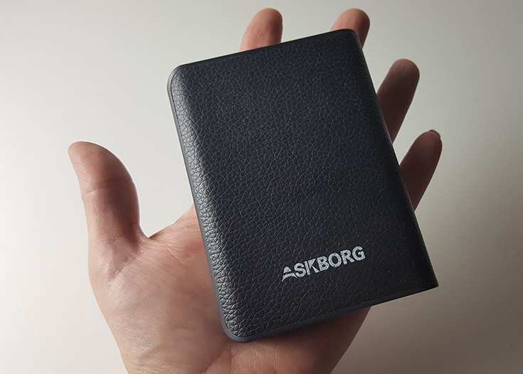 Askborg ChargeCube Powerbank External Battery Charger Giveaway
