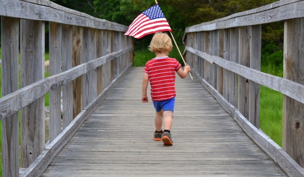Top 20 Tips for Keeping Kids and Pets Safe this Fourth of July