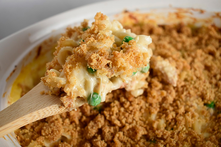 Creamy, Crunchy & Cheesy Tuna Noodle Casserole