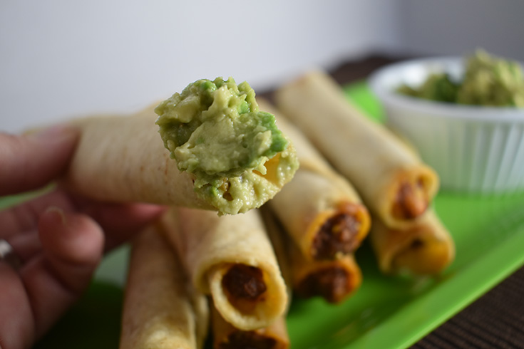 José Olé Beef & Cheese Flour Taquitos & Guacamole