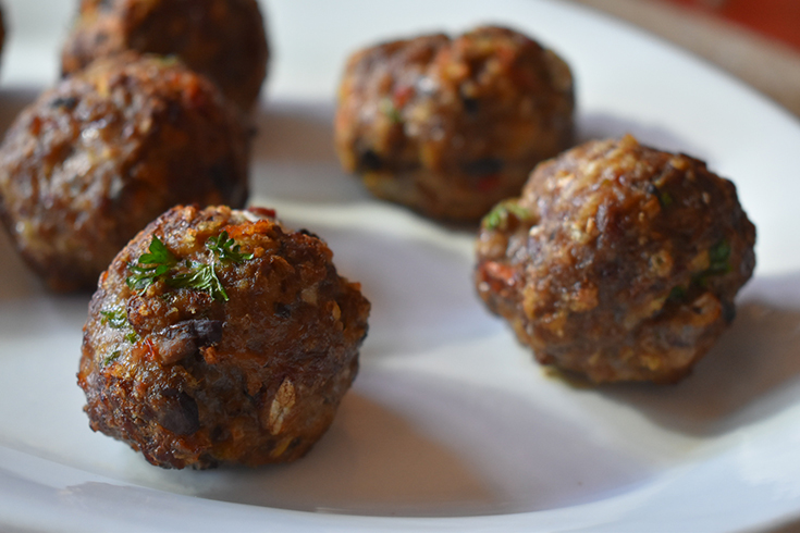 Air Fryer Beef & Portabella Mushroom Meatballs