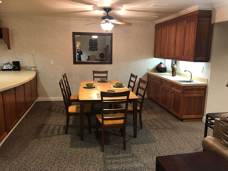 Dining room area - Forest Suites Resort