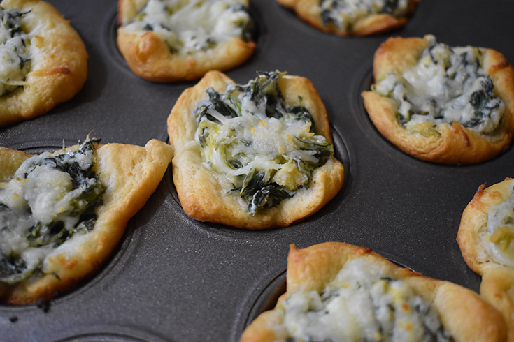 Easy Spinach Dip Puffs Recipe