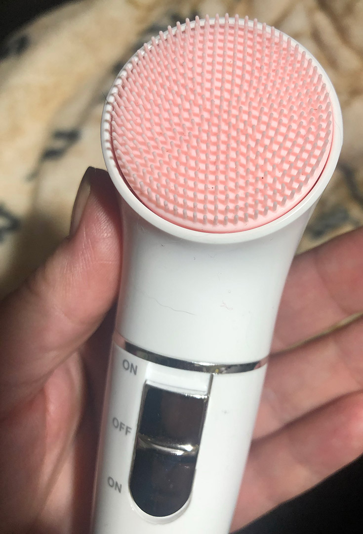 Homeasy Facial Cleansing Brush Review + Giveaway 