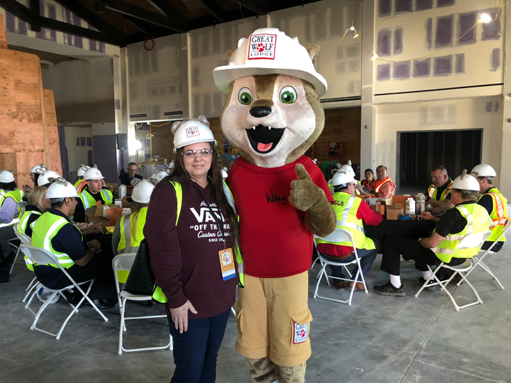 Hard Hat Tour Event - Great Wolf Lodge - Stefani Tolson