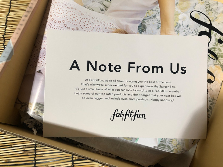 What Comes In The FREE FabFitFun Box