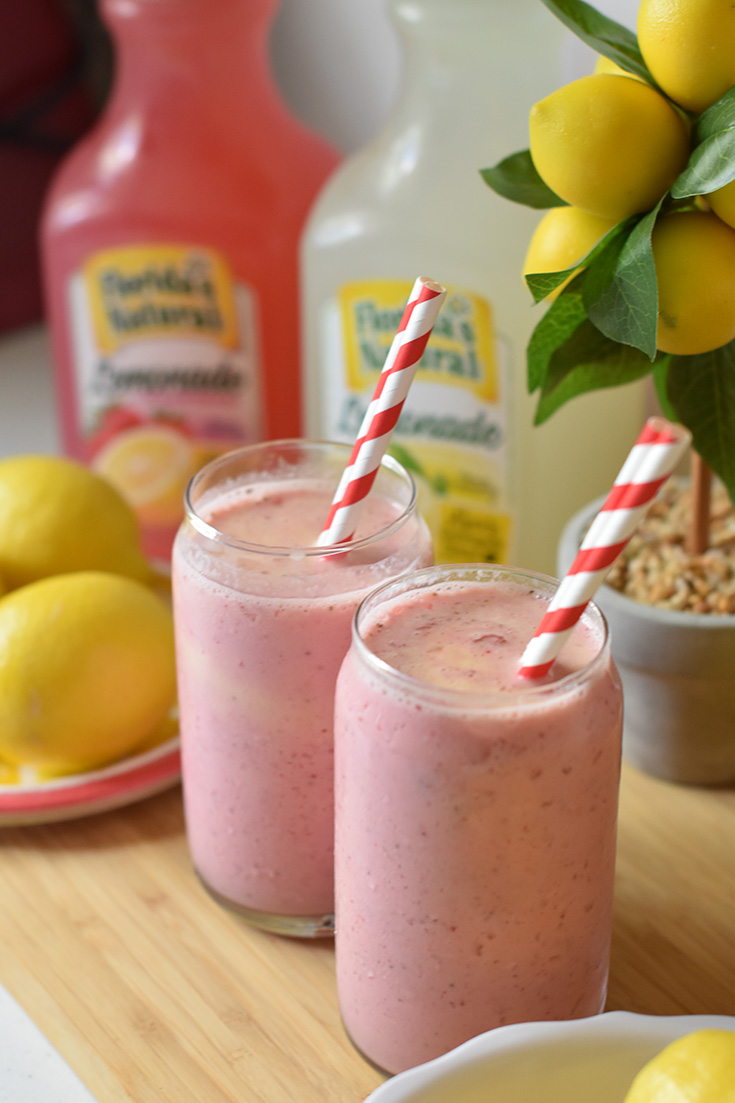 Strawberry Lemonade Smoothie With Pineapple
