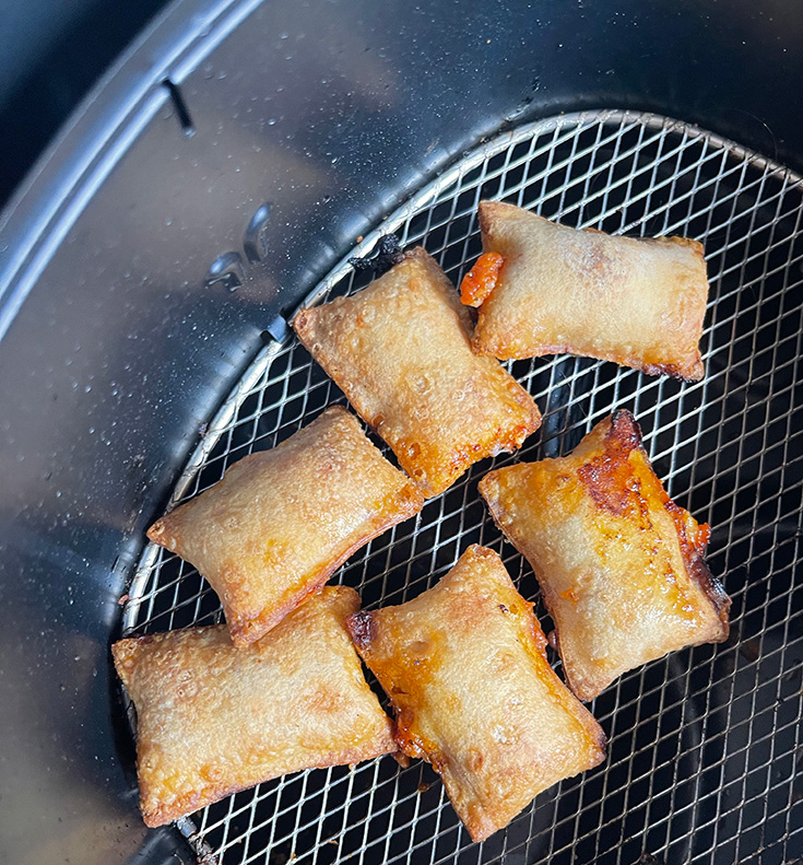 Pizza rolls in the air fryer