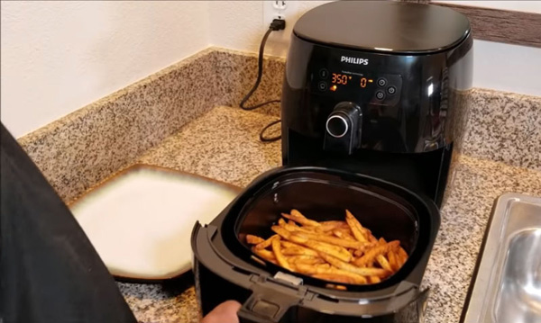 Philips Digital Twin TurboStar Airfryer XXL 